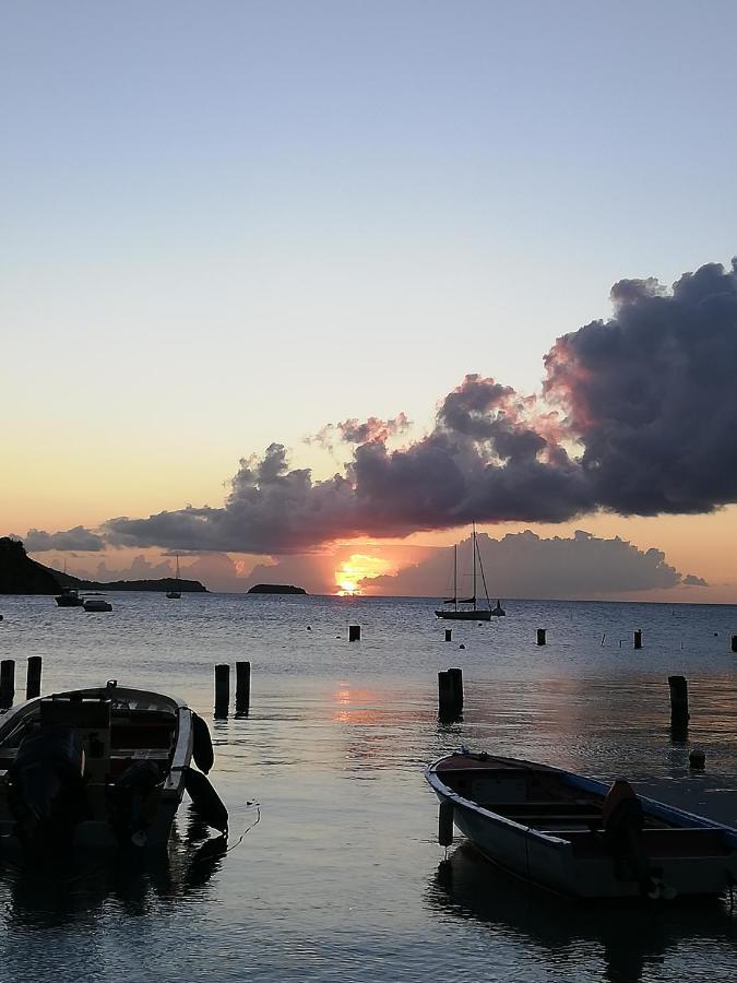 Roches Percees *** Villa Terre-De-Haut ภายนอก รูปภาพ